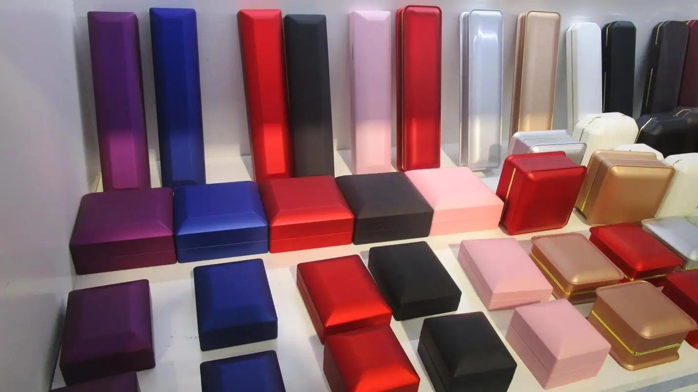Guangzhou Ta Mingren Packaging Product Co., Ltd.