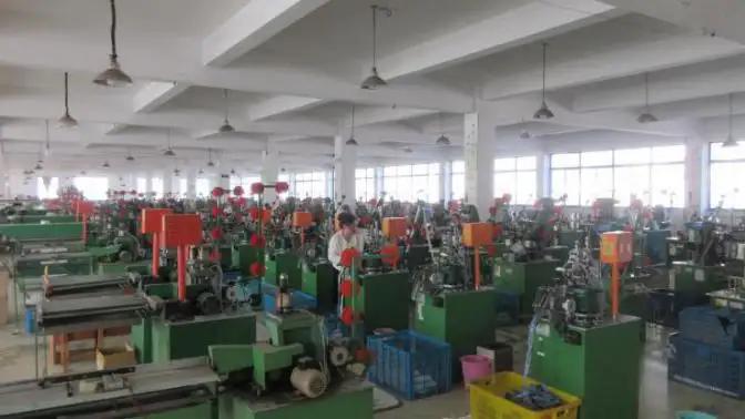Jiangsu Xintonghe Zipper Co., Ltd.