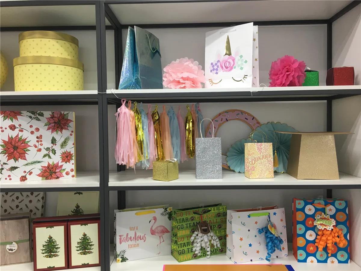 Shanghai Maxi Pack& Gifts Co., Ltd.