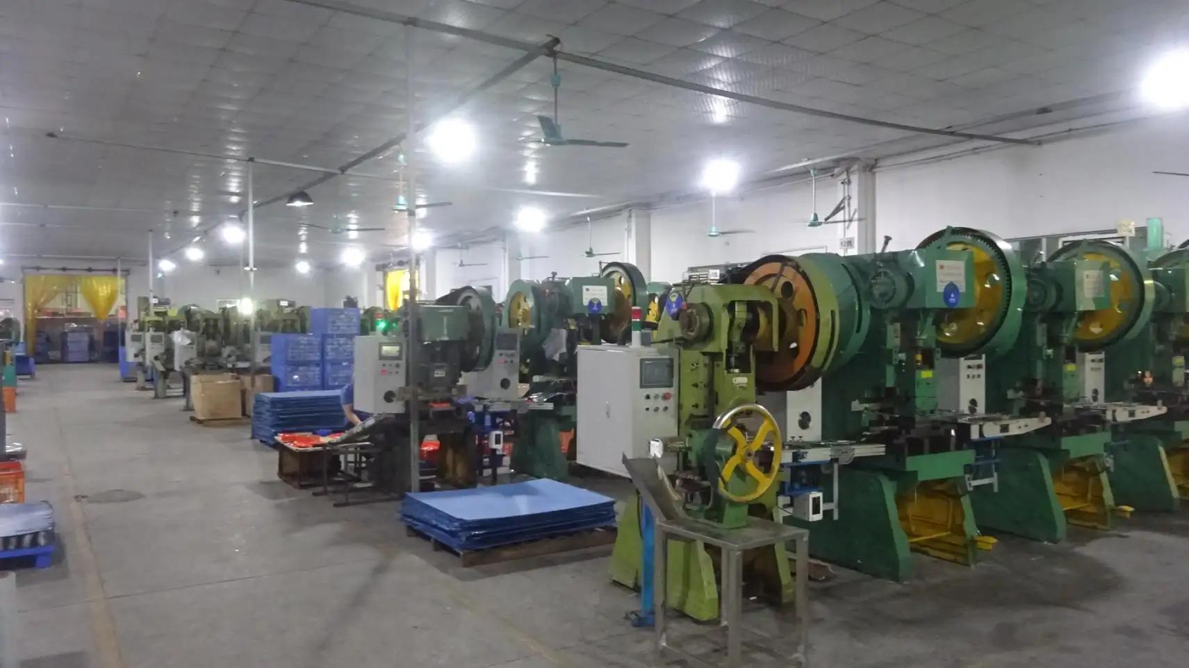 Dongguan Shenglian Tins Products Co., Ltd.