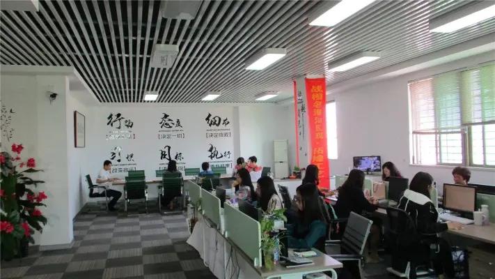 Shantou Top One Crafts Co., Ltd.