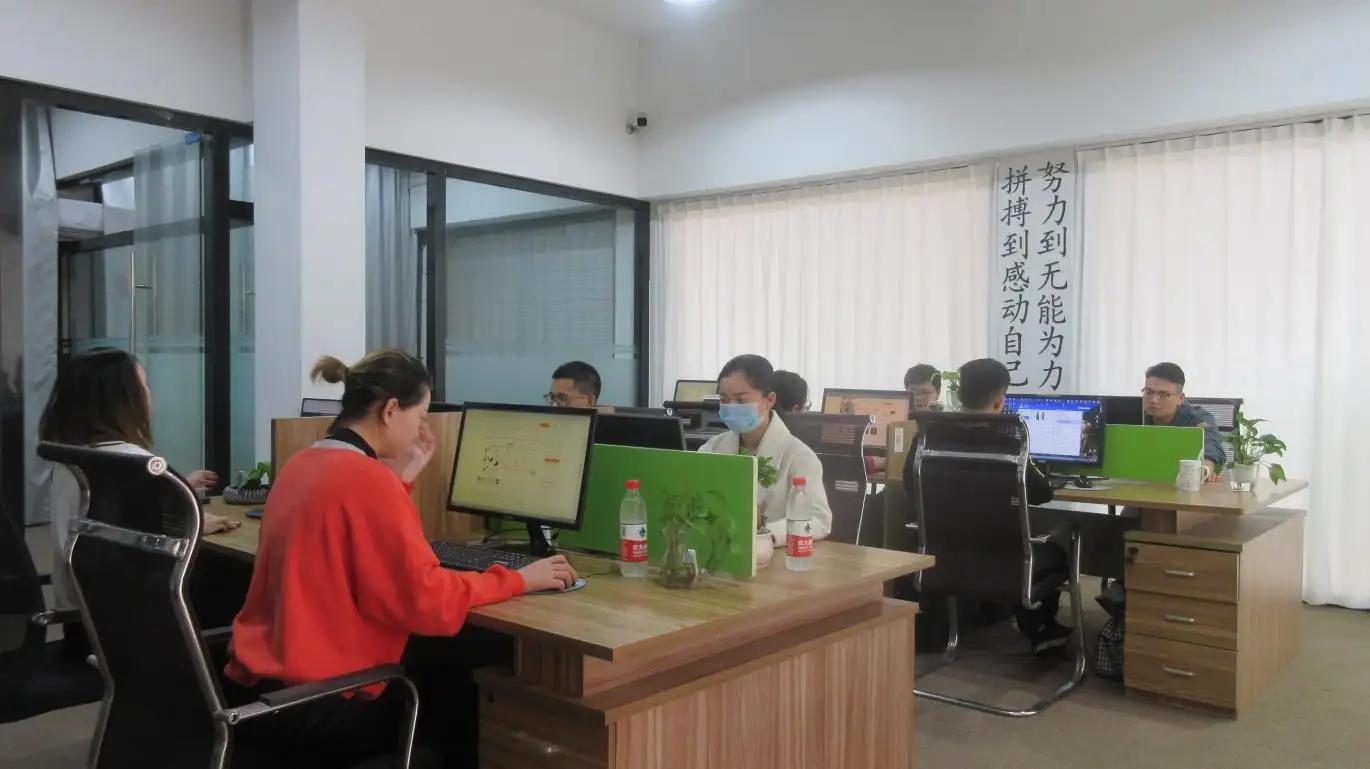 Yiwu Vancy Arts And Crafts Co., Ltd.