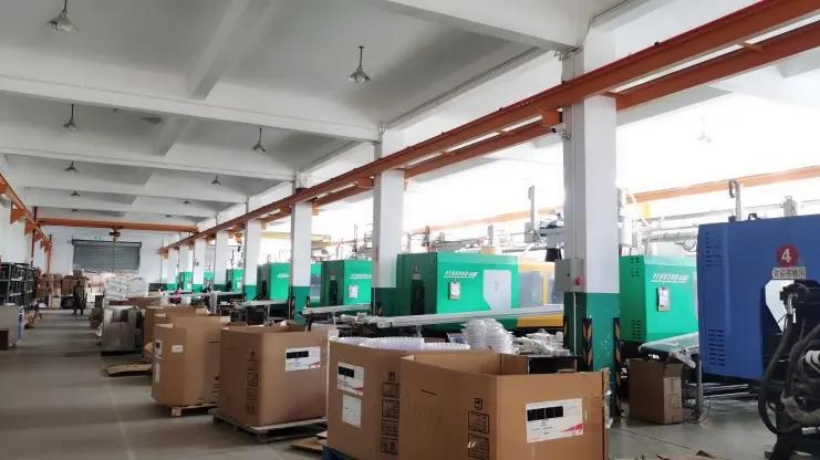 Taizhou Huangyan Boyue Plastic & Mould Co., Ltd.