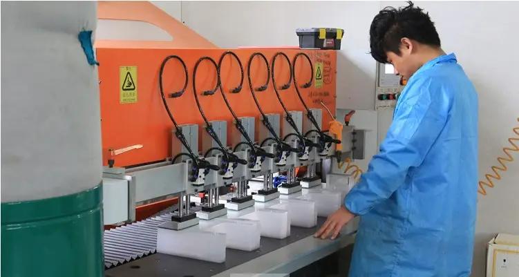 Dongguan Zhenshun Plexiglass Co., Ltd.
