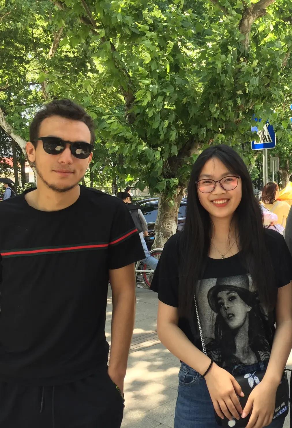 Yiwu Shi Yi Trade Co., Ltd.