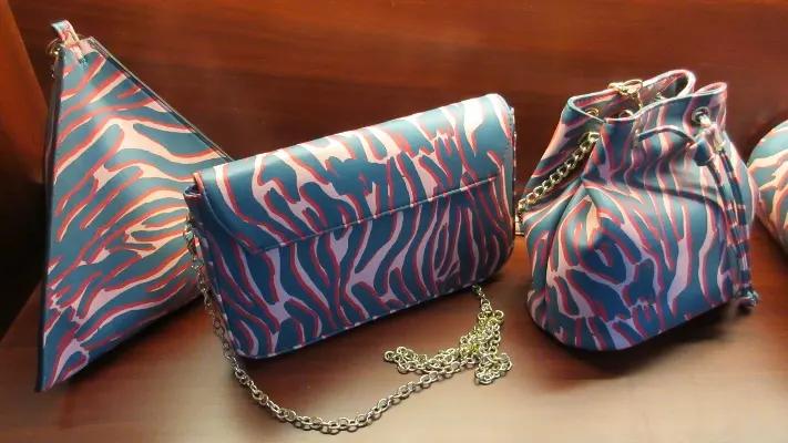 Yiwu Autumnwell Leatherware Co., Ltd.