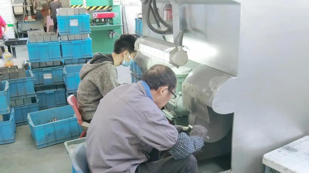 Wenzhou Baogeli Sanitary Wares Co., Ltd.