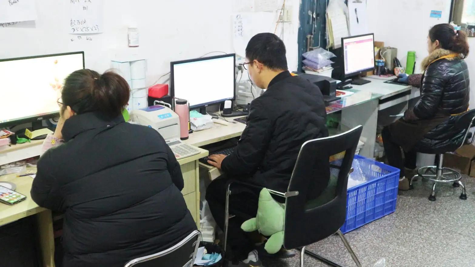 Yiwu Sola Craft Co., Ltd.