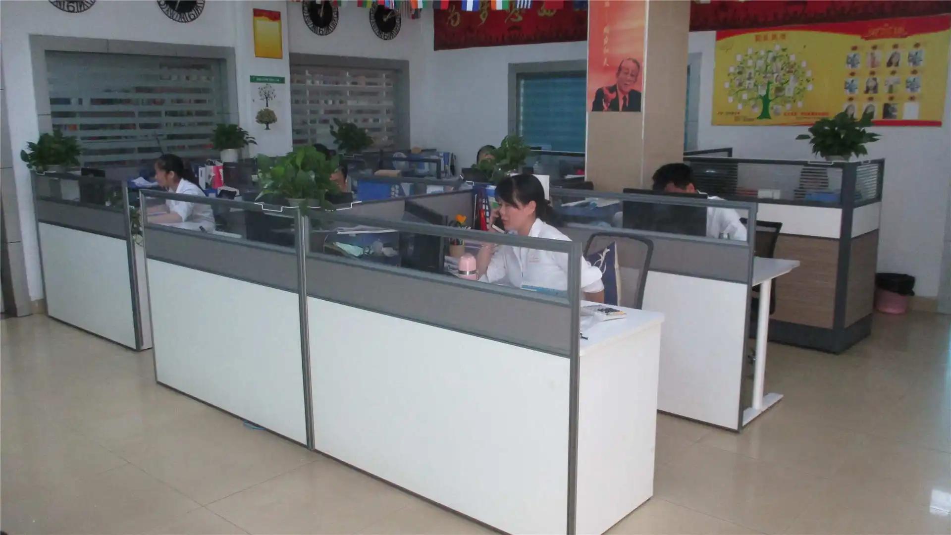 Shenzhen City Shenwei Gold Thread Decoration Co., Ltd.