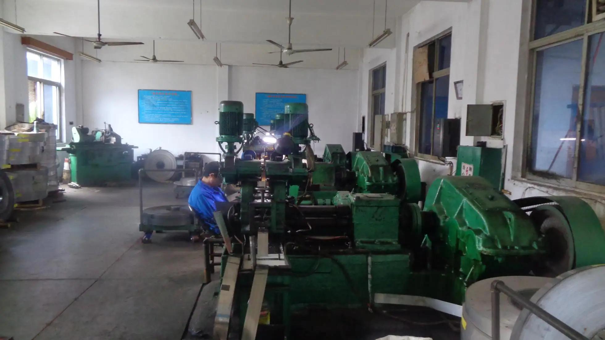 Ningbo Hugeleaf Gardening Products Co., Ltd.