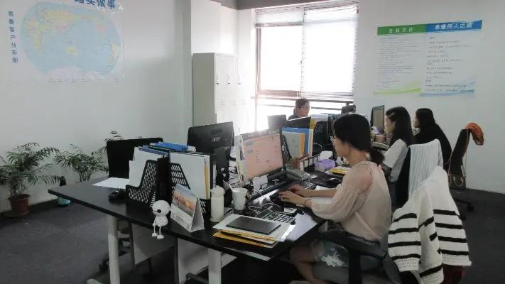 Hangzhou E-Deck Trading Co., Ltd.