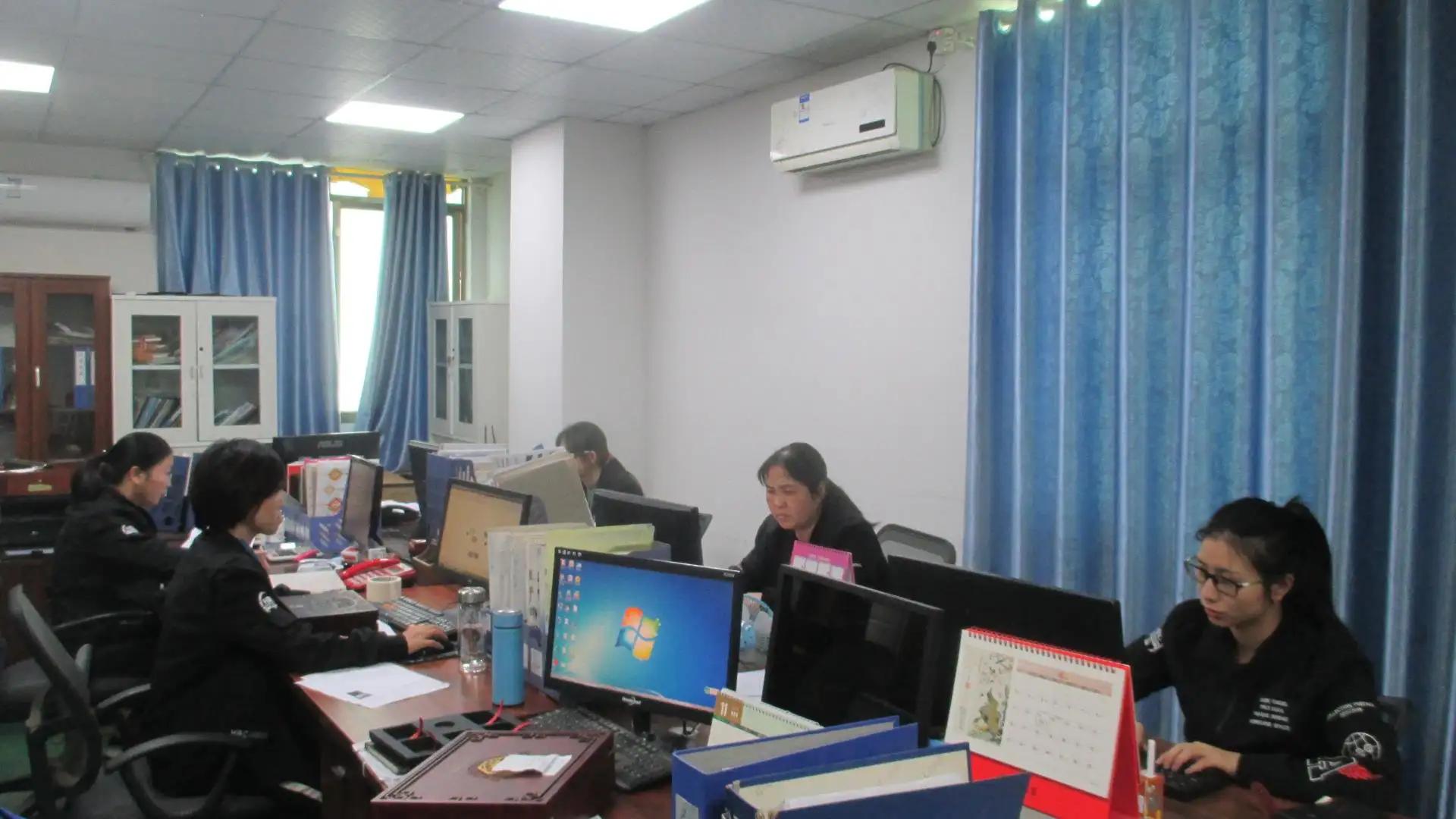 Dongguan Zhihe Wood Packaging Co., Ltd.