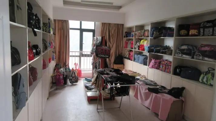 Hangzhou Tianlong Handbag Co., Ltd.