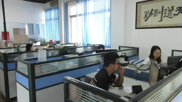 Jiangmen Guanqiang Hardware Plastic Products Co., Ltd.