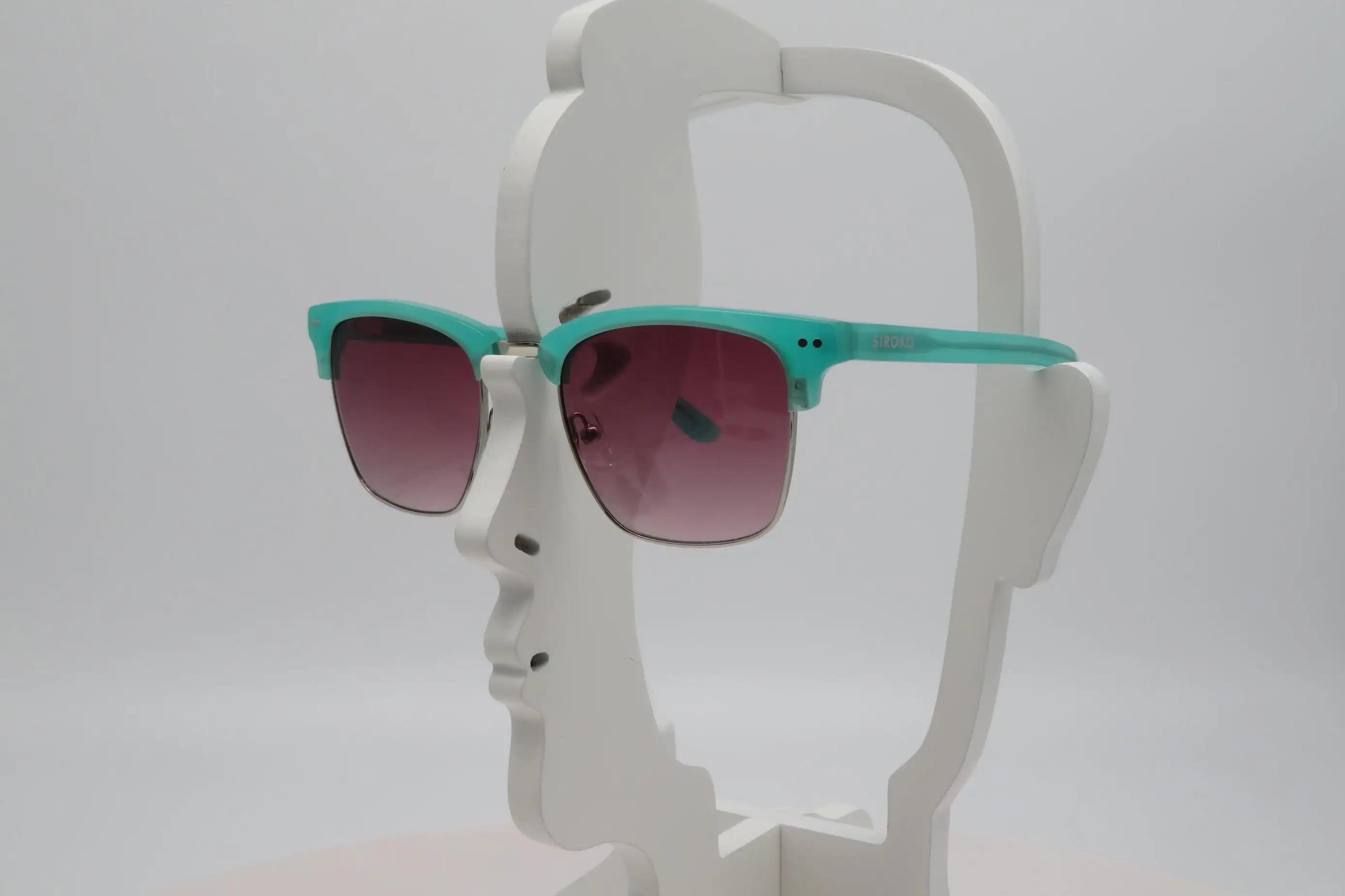 Shenzhen U-Top Glasses Technology Co., Ltd.