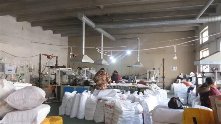 Xiongxian Hong Sheng Tai Paper And Plastic Packaging Crafts Factory