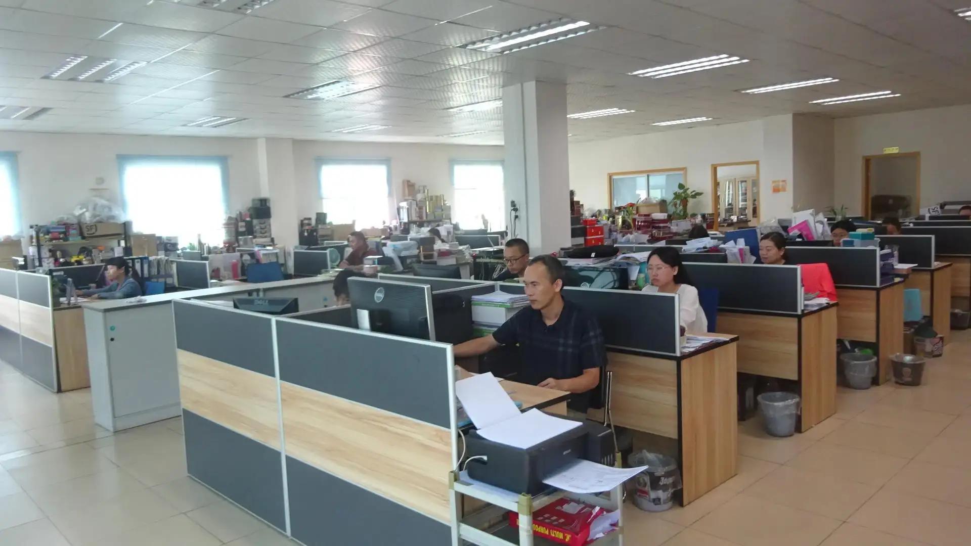 Dongguan Shenglian Tins Products Co., Ltd.
