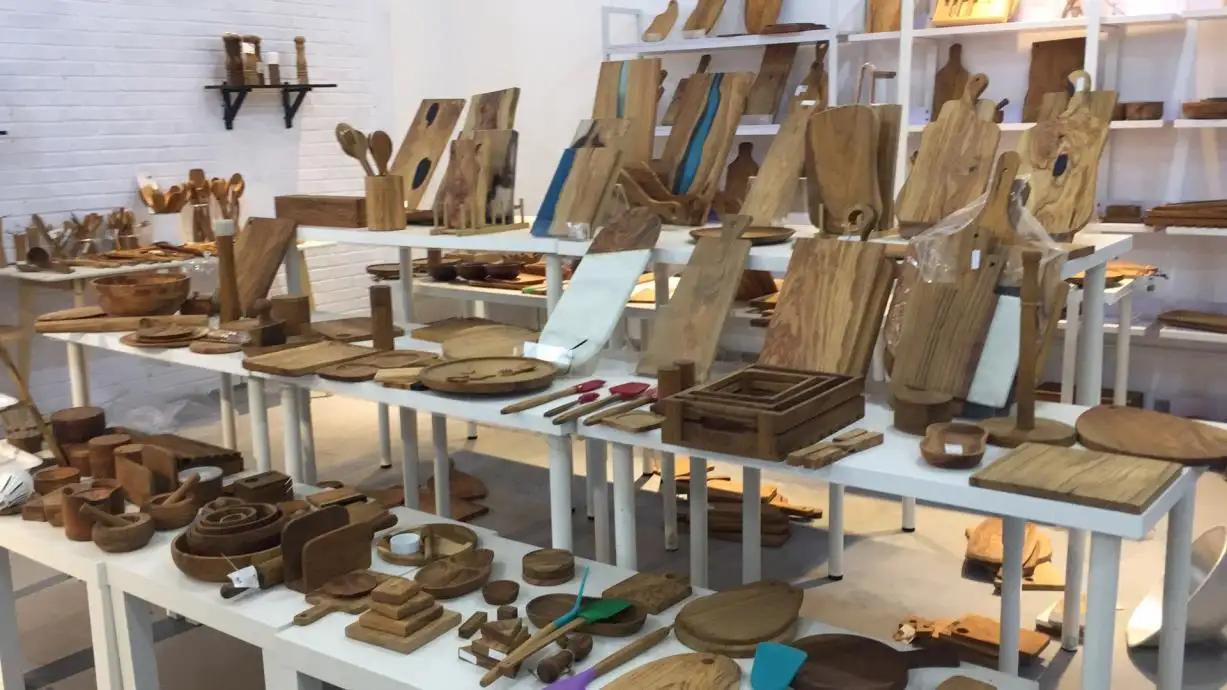 Ningbo Tianyi Natural House Homeware Co., Ltd.
