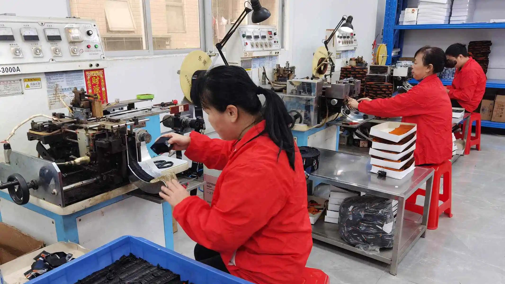 Shenzhen Xinbaoyuan Weaving Co., Ltd.
