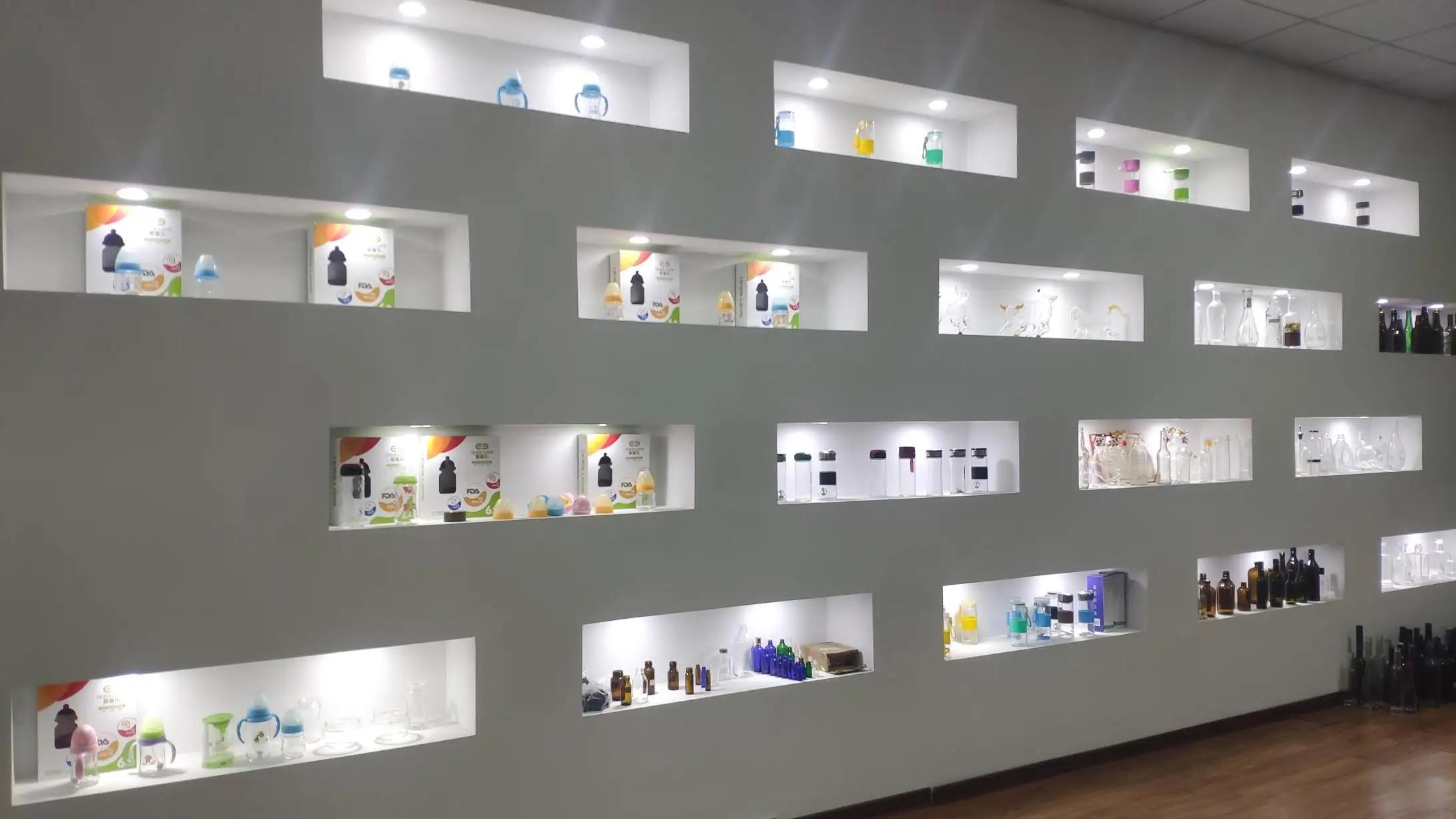 Xiamen Longwei Glass Products Co., Ltd.