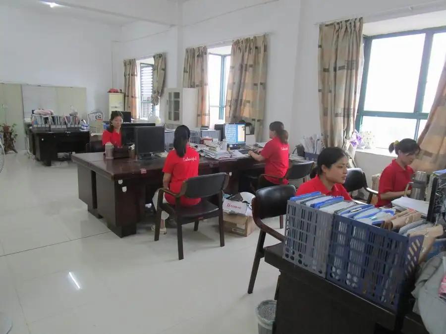 Jinhua Colourful Family Textile Co., Ltd.