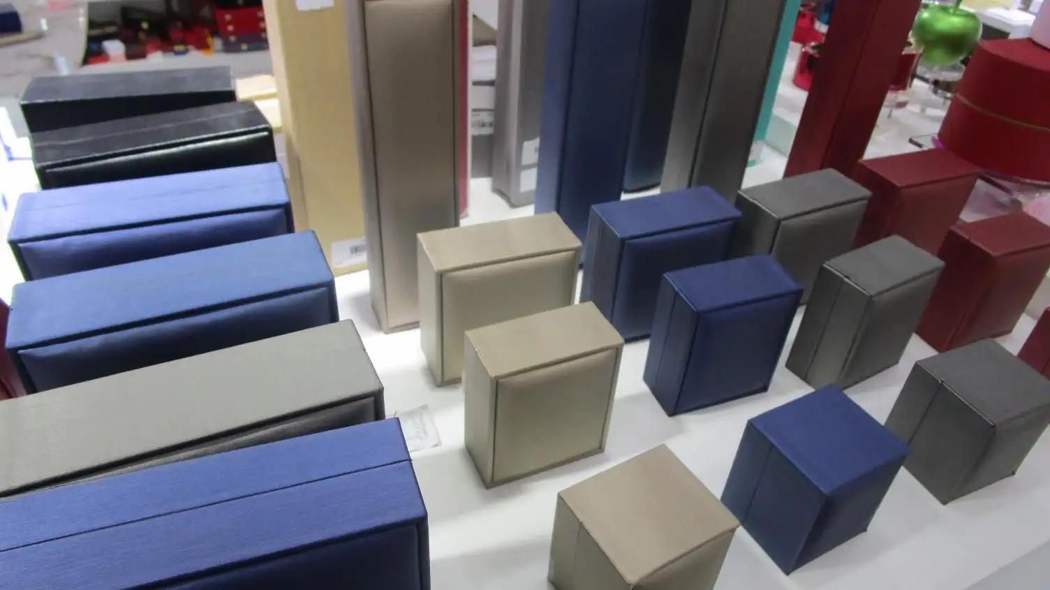 Guangzhou Ta Mingren Packaging Product Co., Ltd.