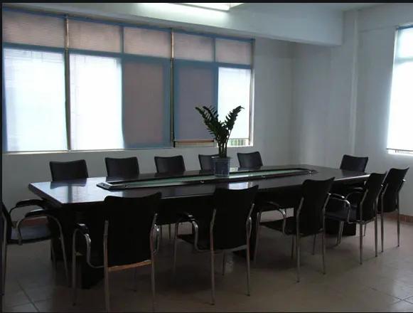 Yiwu Yinqiu Trading Co., Ltd.