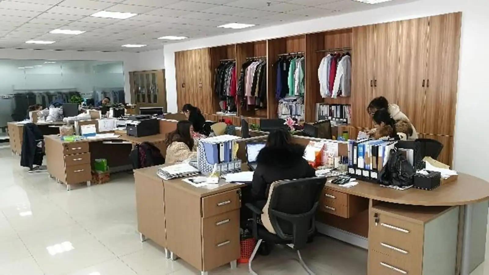 Yangzhou Deniswear Apparel Co., Ltd.