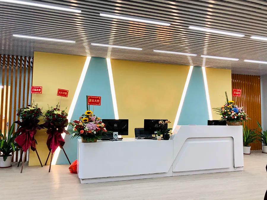 Yiwu Jieer Import And Export Co., Ltd.