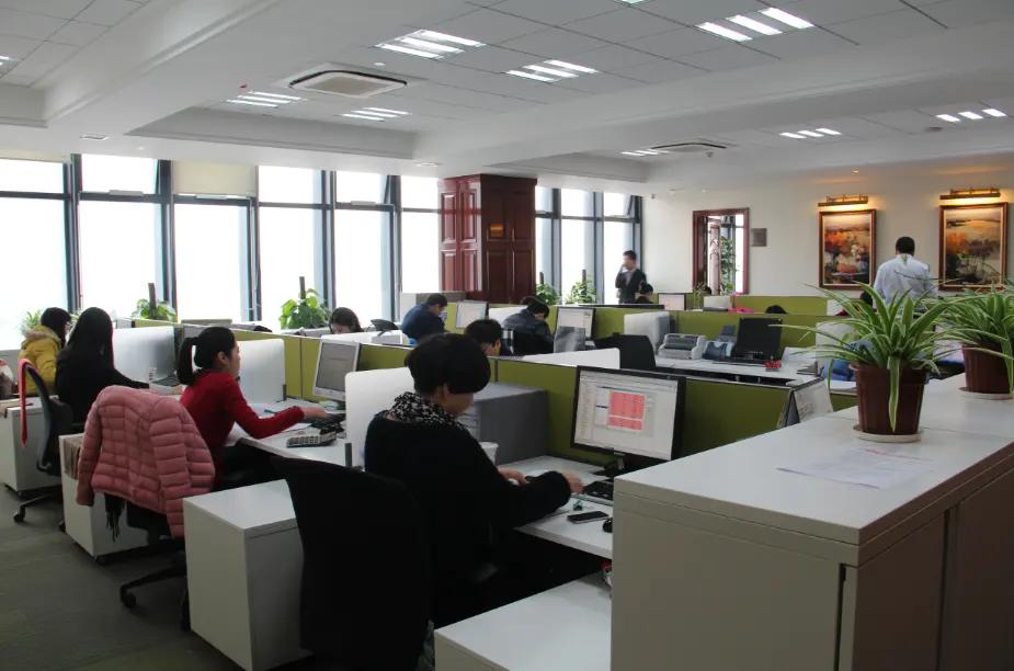 Wenzhou Qi Hong Imp. & Exp. Co., Ltd.