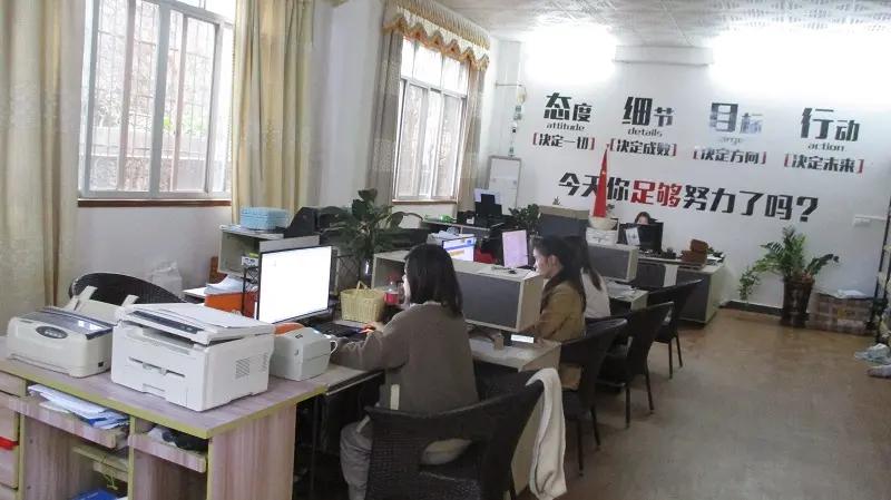 Guangxi Bobai Huangtu Arts & Crafts Co., Ltd