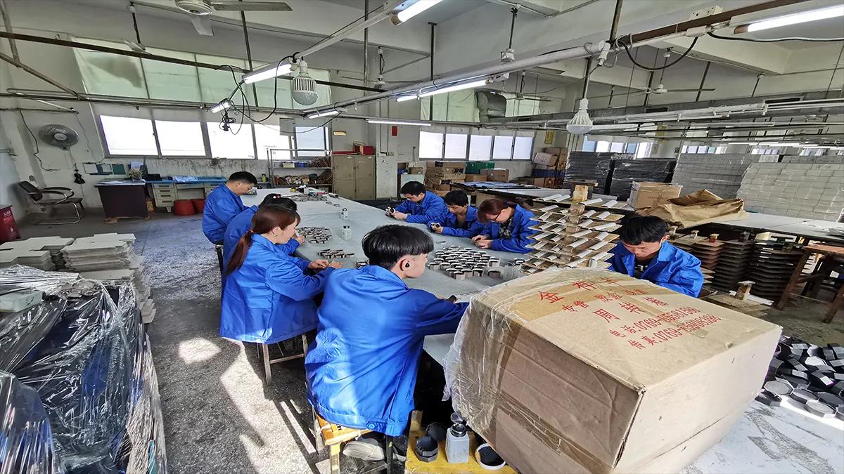 SHENZHEN WEALTH GIFT PACKAGING CO LIMITED