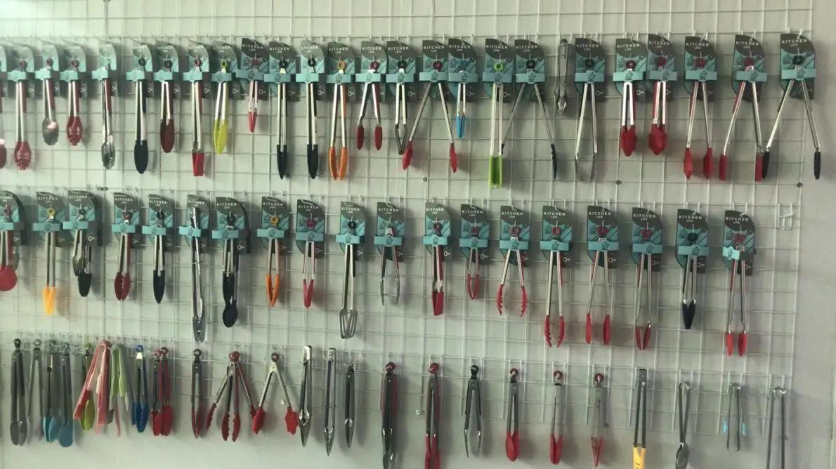 Yangjiang Jiangcheng Diyu Hardware& Plastic Factory