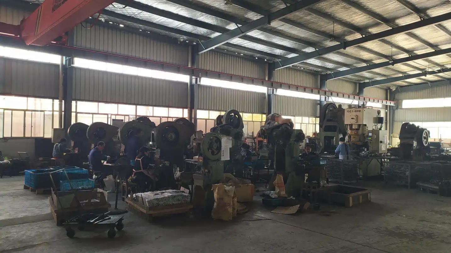 Quzhou Chenlong Hardware Co., Ltd.