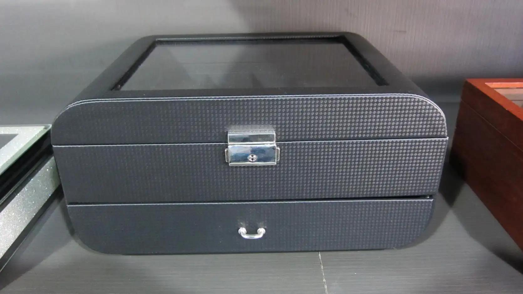 Guangzhou Youbei Electronic Commerce Co., Ltd.
