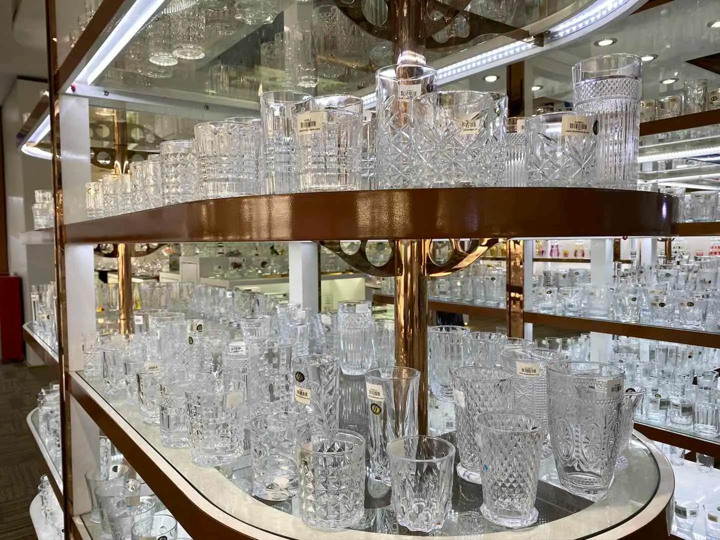 Guangzhou Jing Huang Glassware Company Limited