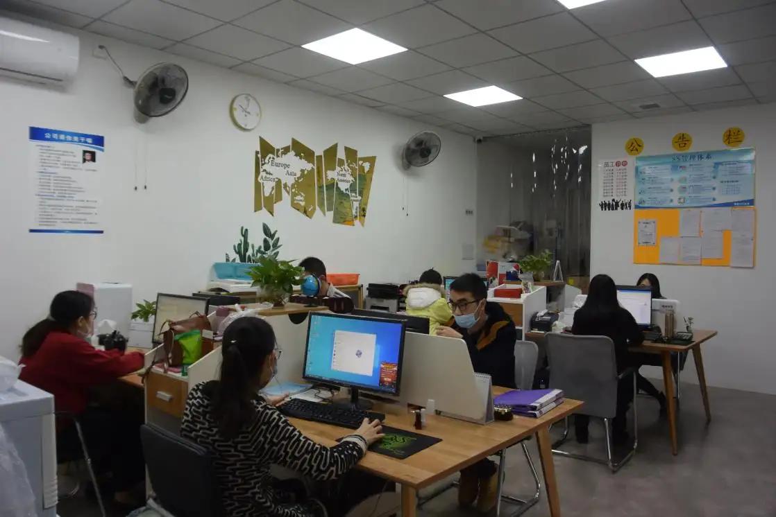 Shantou Yueshunxing Plastic Products Co., Ltd.