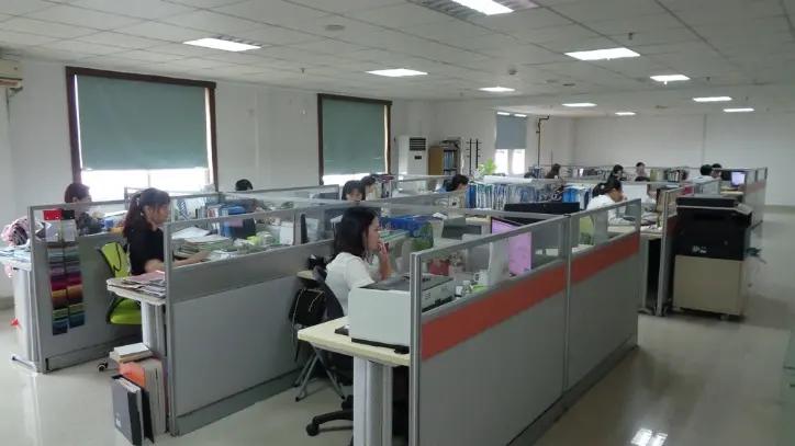 Zhangzhou Dongrong Import & Export Co., Ltd.
