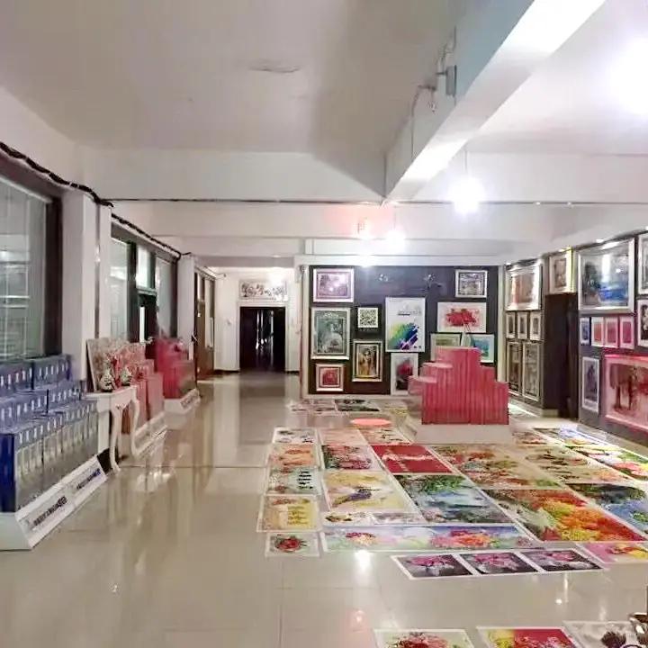 Shenzhen Yingsa Arts And Crafts Co., Ltd.