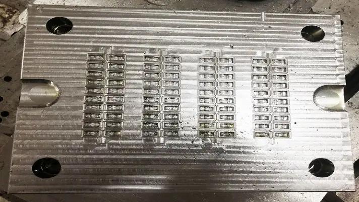Xiamen Xinhuabao Silicone Rubber Components Products Co., Ltd.