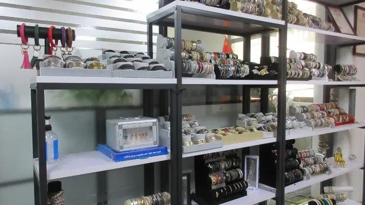 Supplier