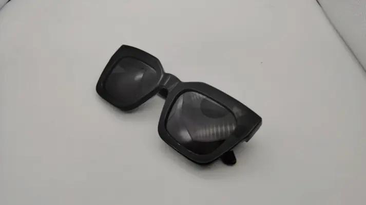 Zhejiang Jialiang Optical Glasses Co., Ltd.