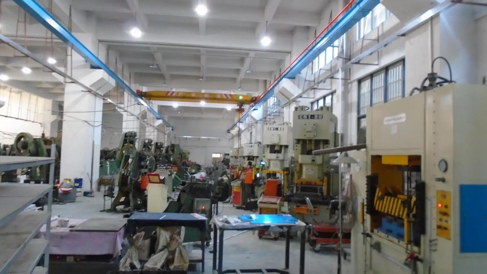 Nanhai Taiping Hardware Plastics  Factory