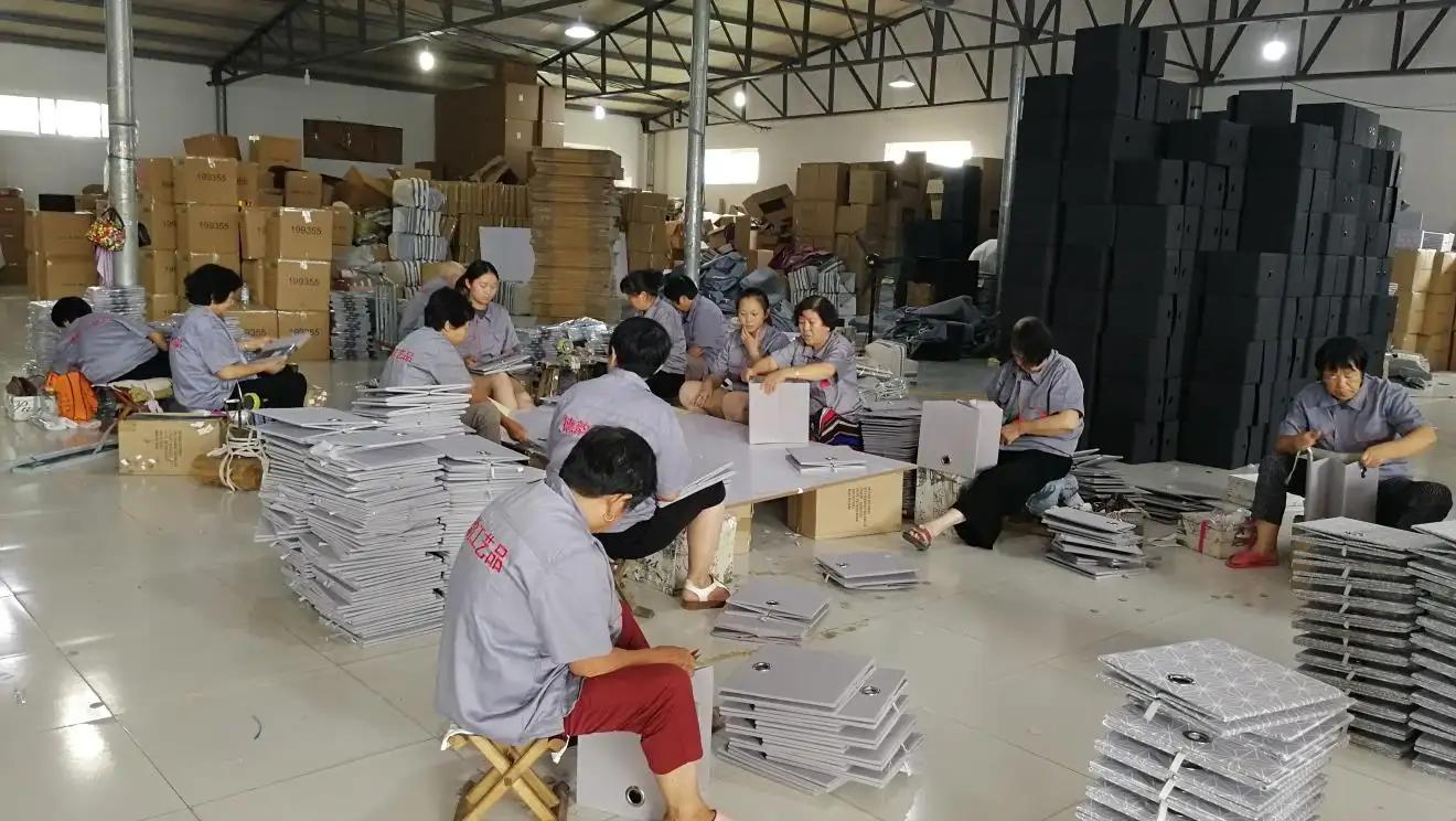 Qingdao Deyun Arts & Crafts International Trade Co., Ltd.