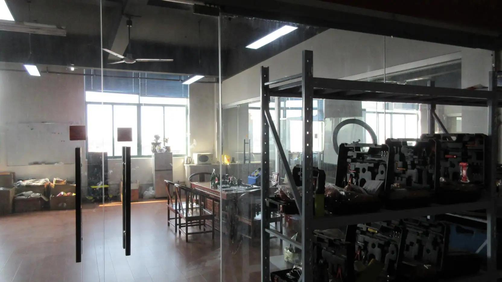 Zhuji Bolong Import And Export Co., Ltd.