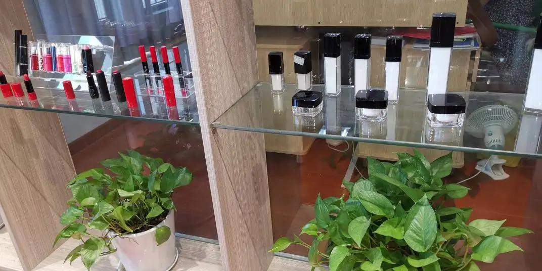 Yuyao Blooming Commodity Co., Ltd.