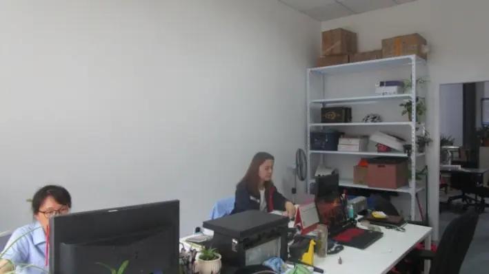 Shanghai Lingmei Packing Produts Co., Ltd.