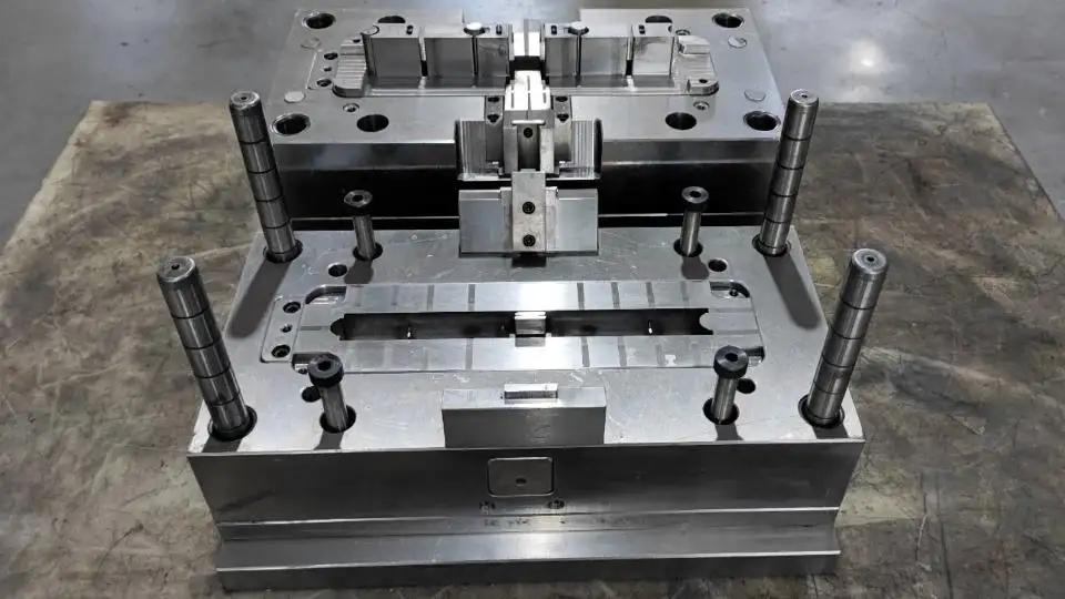 Dongguan Universe Plastic Co., Ltd.