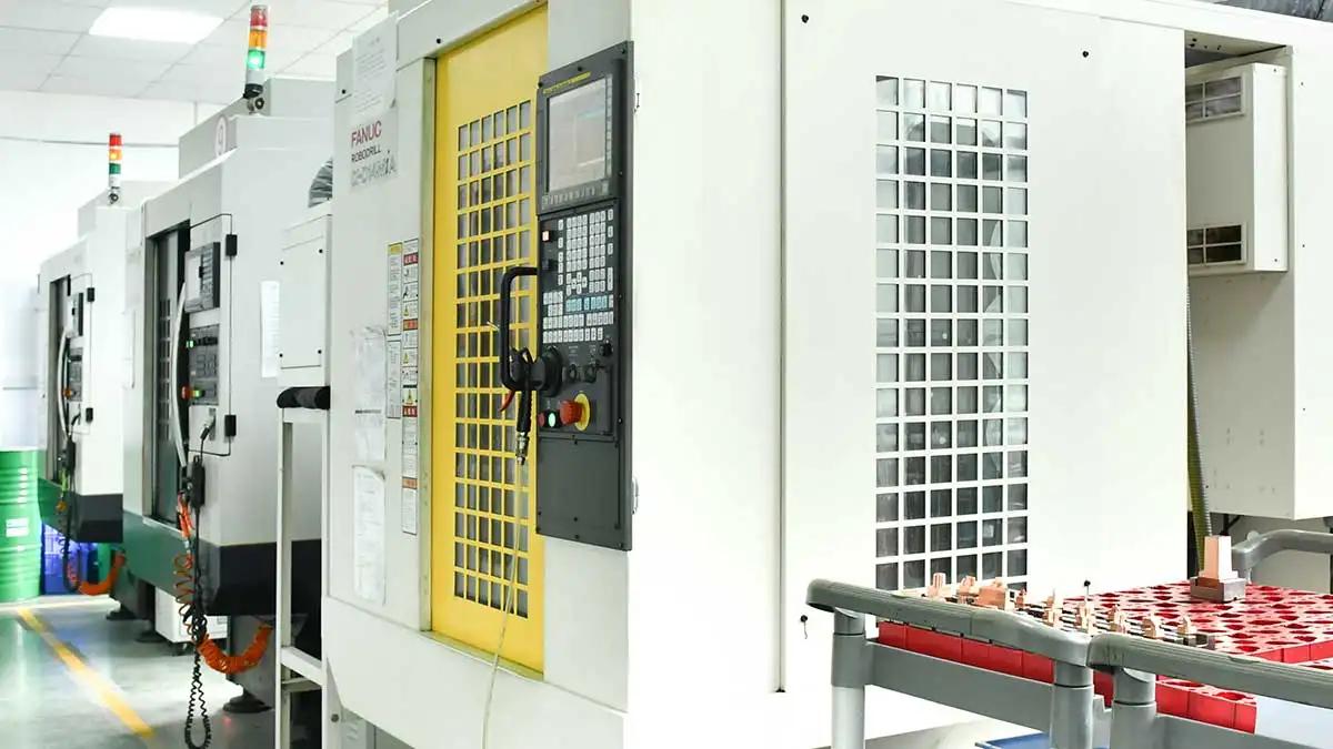 Shenzhen Alpine Mold Engineering Factory