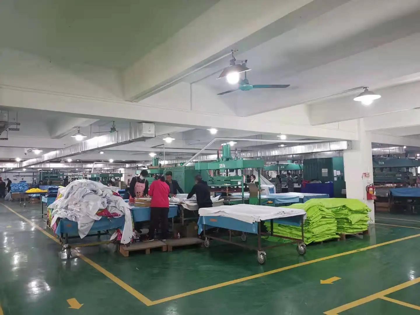 Huizhou Licheng Inflatable Toys Product Co., Ltd.